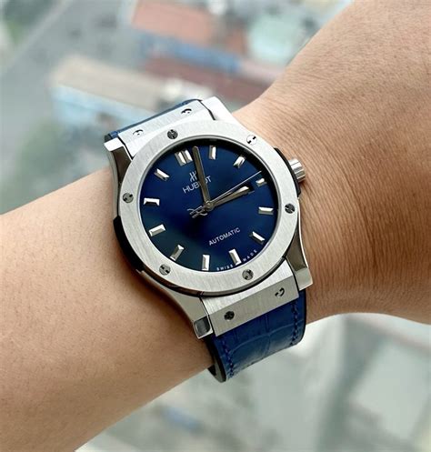 đồng hồ hublot máy nhật